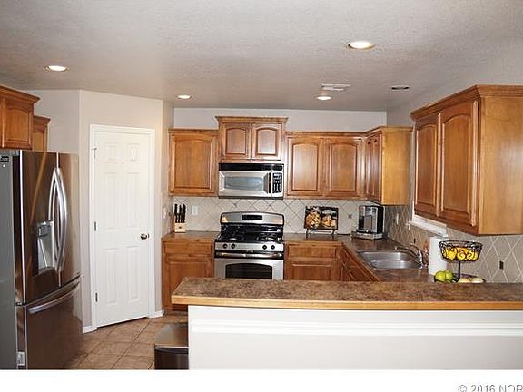 4th image of 9080 E Pine Creek St