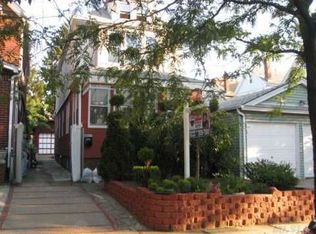 6212 80th Ave, Ridgewood, NY 11385