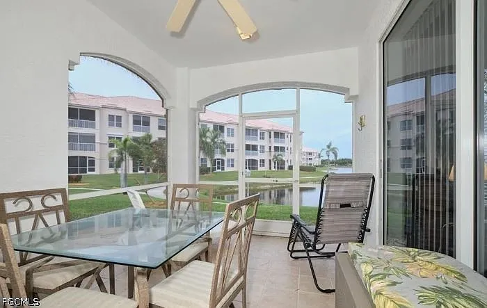 3 bed, 2.0 bath, 1331 sqft, $2,500 — Photo 4