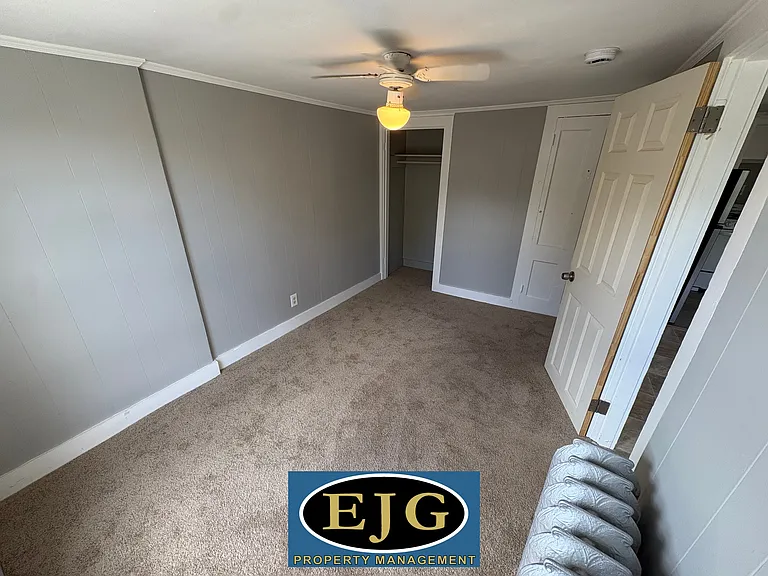135 Pleasant St #3 — Photo 14