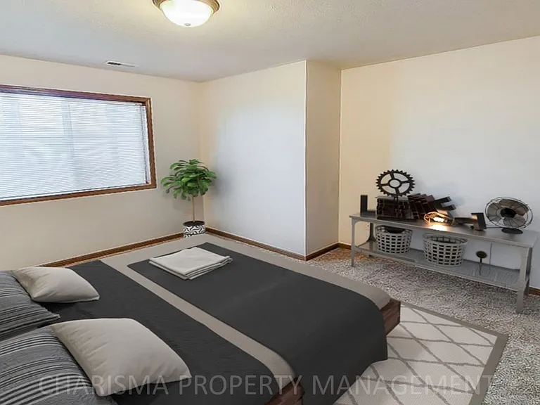 906 N Western Ave #911 — Photo 15