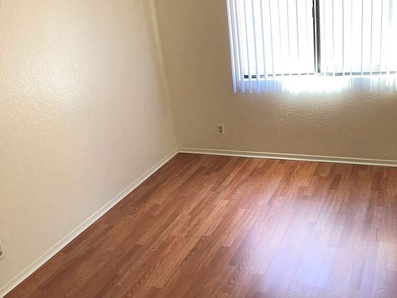 4th image of 4539 W 159th St APT 5