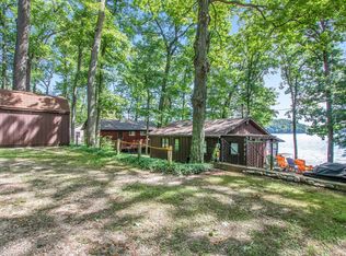 78421 Nesbit Dr, Lawton, MI 49065