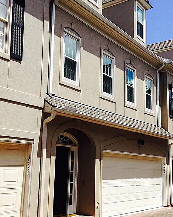 Lovett Townhome in gated community of only 5 units