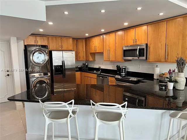 1865 Brickell Ave — Photo 2