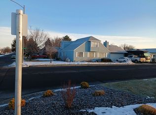 607 3rd Ave SE, Ephrata, WA 98823