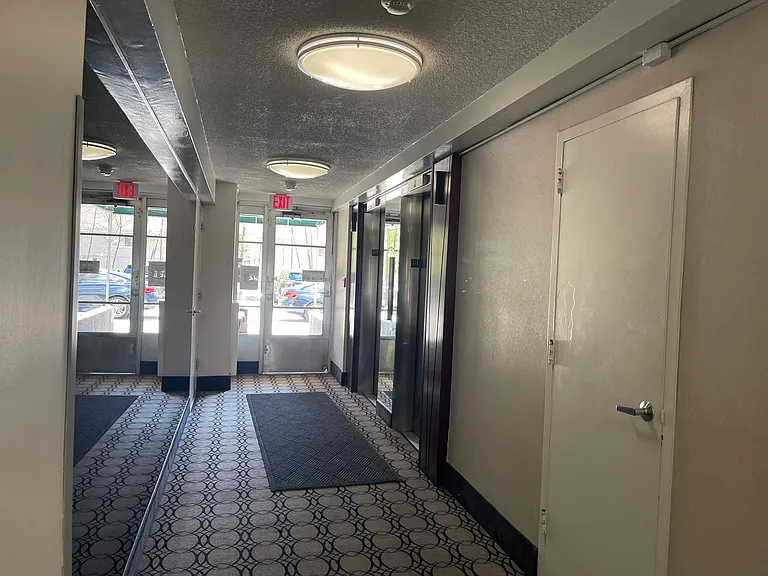 90 Prospect Ave #8E — Photo 3