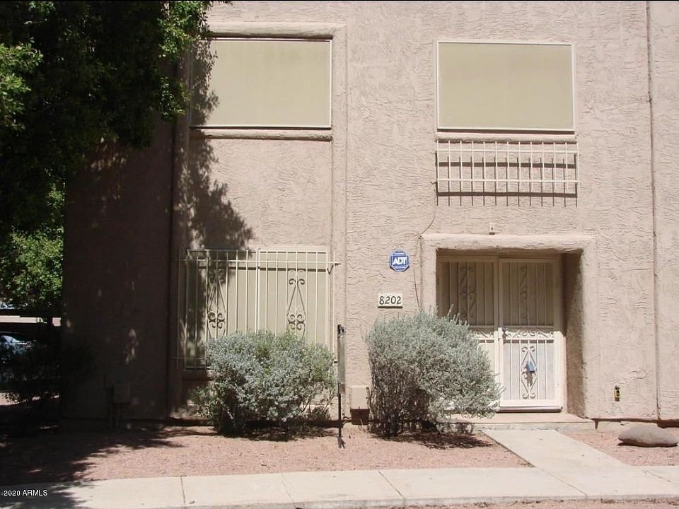 1st image of 8202 N 32nd Ave