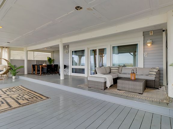 3rd image of 1226 Little Bay Ave #732ca9ca0