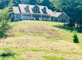 212 Sand Banks Rd, Morgantown, WV 26508