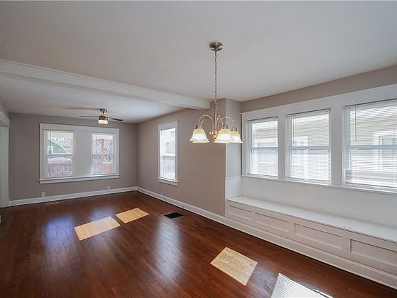 3rd image of 336 N Brighton Ave