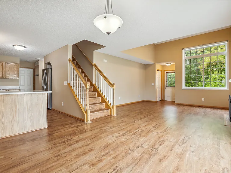17346 Lilac Ln SE — Photo 7