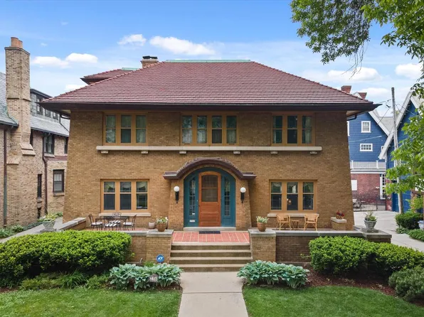 2360 North Terrace AVENUE, Milwaukee, WI 53211