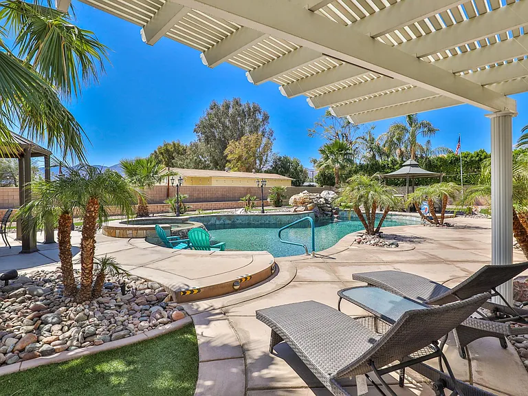 80445 Paria Way — Photo 42