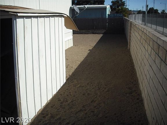 2nd image of 2891 Lassen Ct