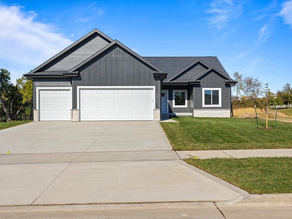 1st image of 14515 Persimmon Dr