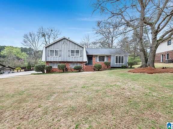 3rd image of 2656 Yorkmont Dr