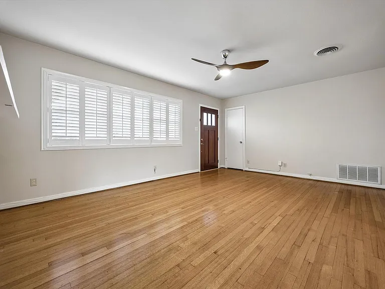 5305 Judalon Ln — Photo 4
