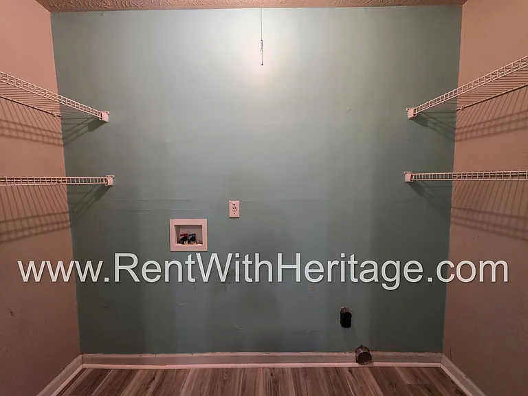 6190 Knights Ln — Photo 17