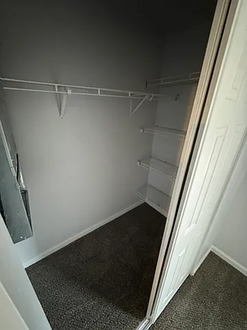 Sunrise Valley Apartments — Photo 37