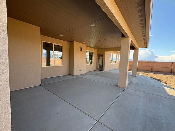 5th image of 2640 Tiger Eye Ln