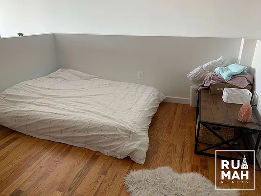 Rented by Rumah Realty Inc | media 18