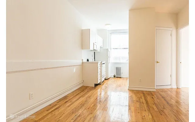 Rented by Oxford Property Group | media 9