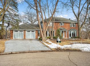 12050 48th Ave N, Plymouth, MN 55442