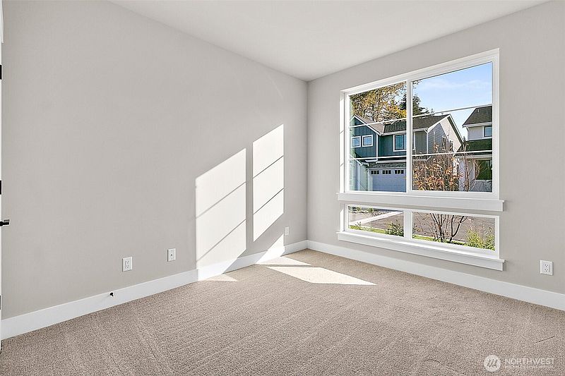 5th image of 14228 SE 284th Place