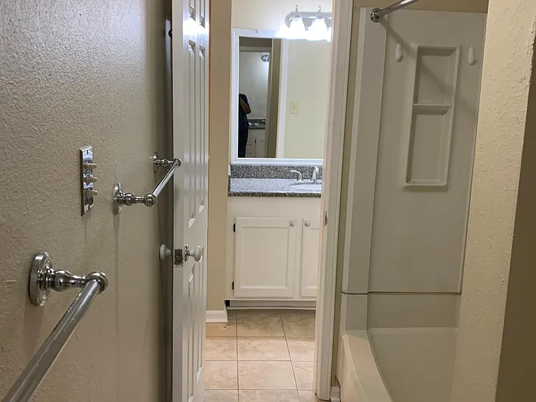 Jack n' Jill bathroom upstairs
