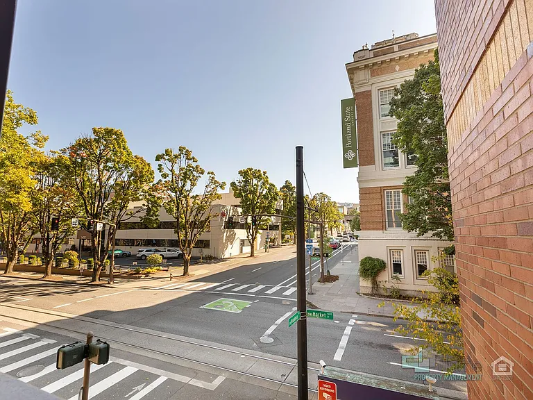 1500 SW Park Ave #221 — Photo 27