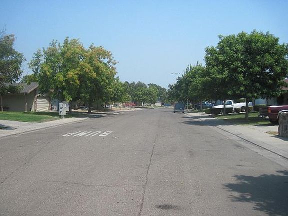4th image of 3120 Castellon Way