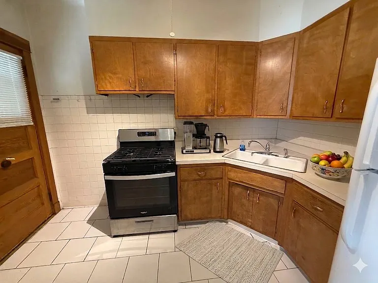 311 Wisconsin Ave #2 — Photo 12