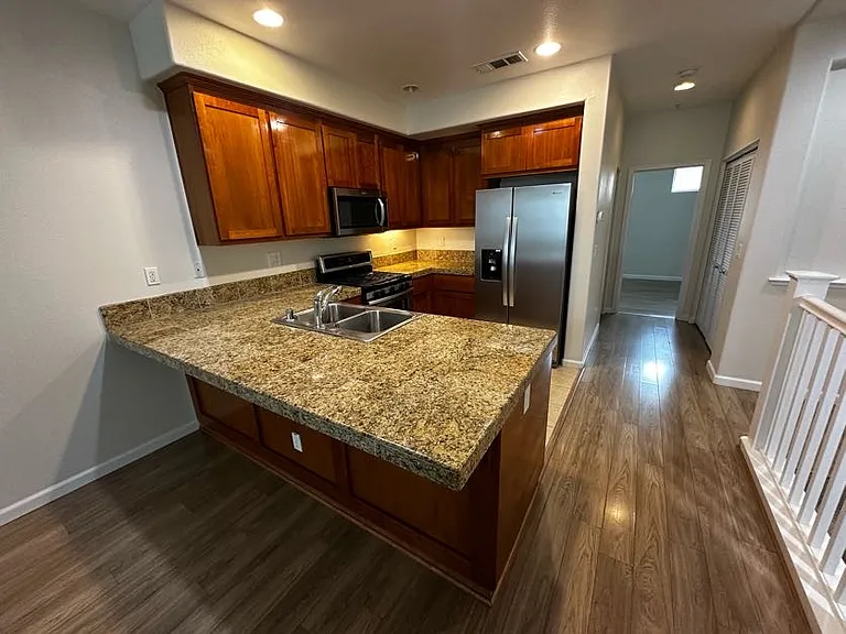25502 Huntwood Ave — Photo 6