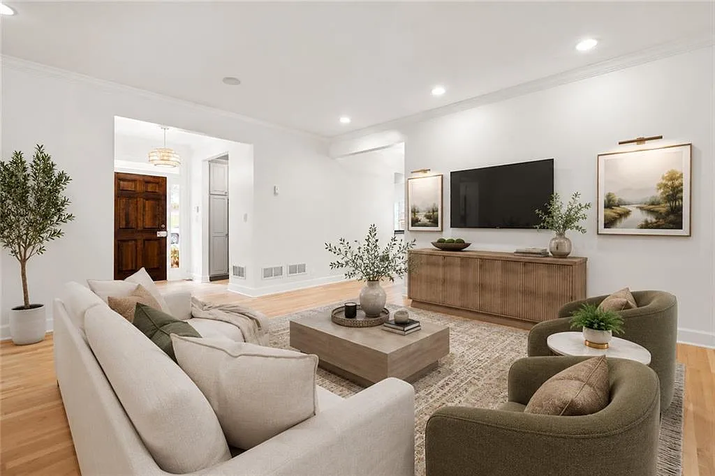 4 bed, 3.5 bath, 3351 sqft, $8,000 — Photo 4
