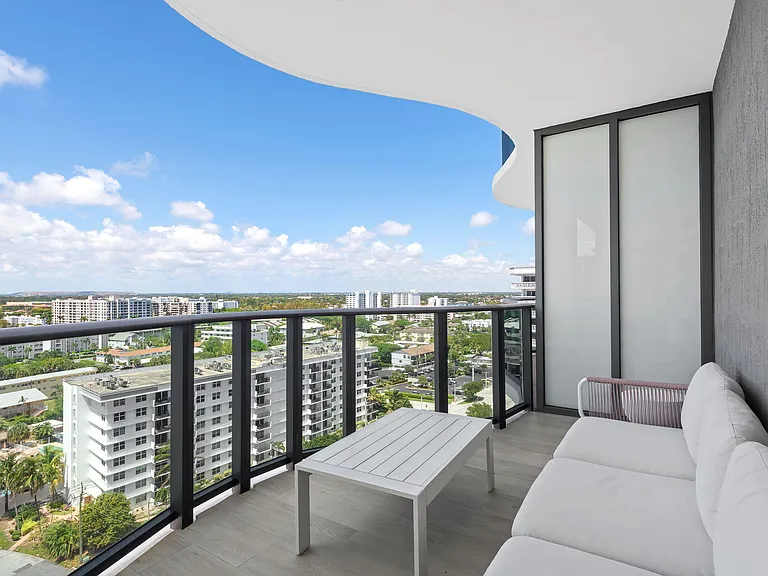 900 N Ocean Blvd #1404 — Photo 30