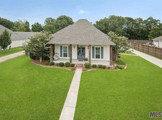 12844 York Dr, Baton Rouge, LA 70818