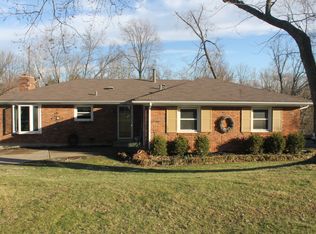 10016 Foxboro Dr, Louisville, KY 40223