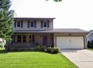 3205 Clove Dr, Madison, WI 53704
