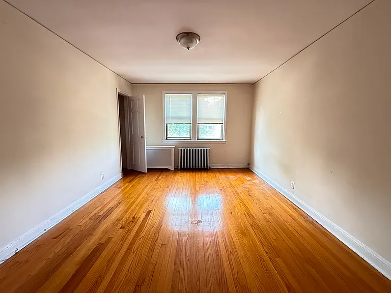 148-24 29th Ave #22U — Photo 1