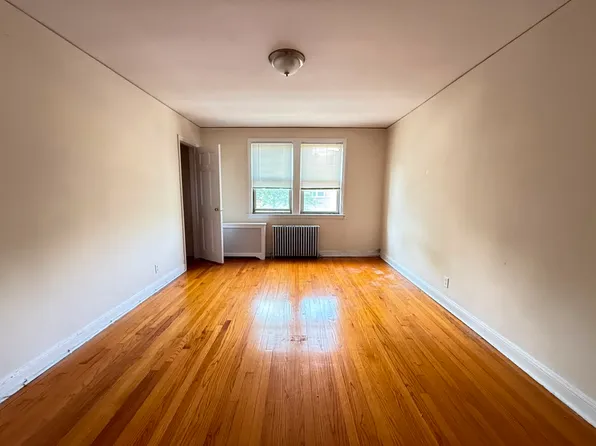 148-24 29th Ave #22U, Flushing, NY 11354