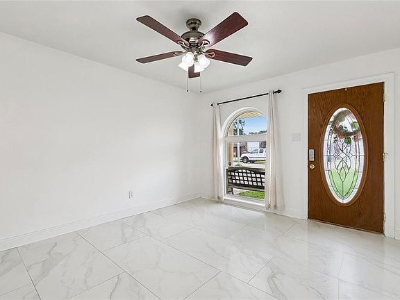 2nd image of 120 Duke Dr