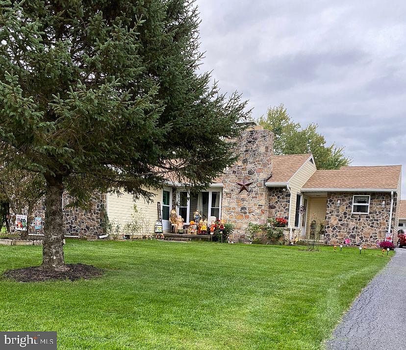 1st image of 5740 Lincoln Way E