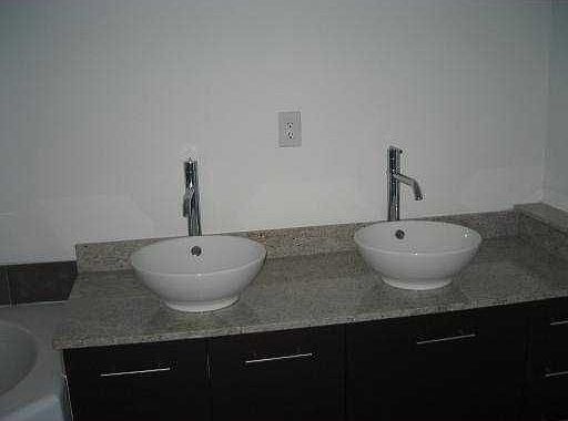 2nd image of 3029 NE 188th St APT 621