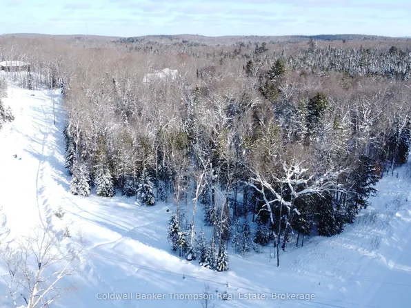 5 Boulder Ct, Huntsville, ON P1H 2N5