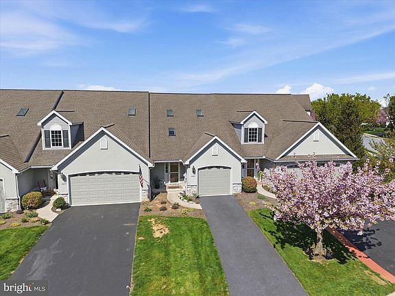 5th image of 1321 Fieldstone Dr