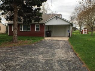 817 4 Mile Rd, Racine, WI 53402