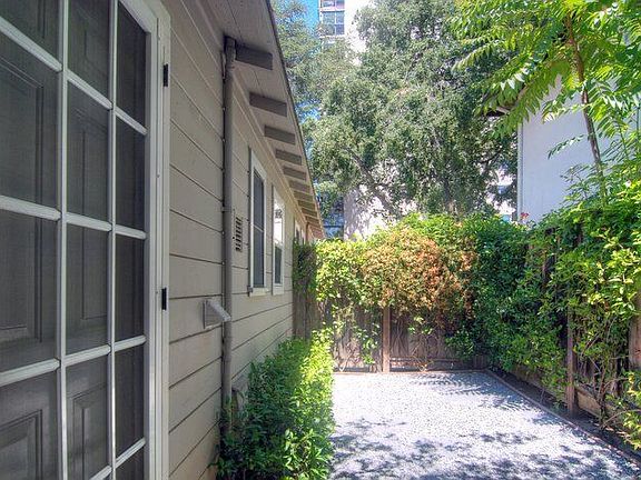 2nd image of 143 Alma St APT 04