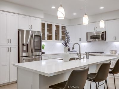 617 Rockefeller, Irvine, CA, 92612