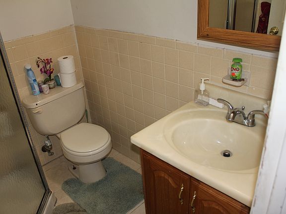 Master Bathroom (renovated)